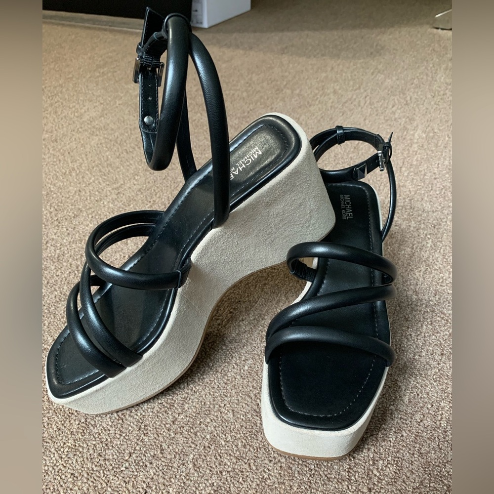 Michael Kors Hazel Platform Wedge Sandal Women's Sz 9 Black BRAND NEW